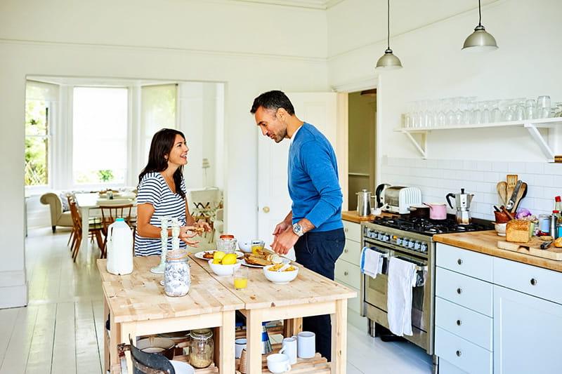 couple cooking together